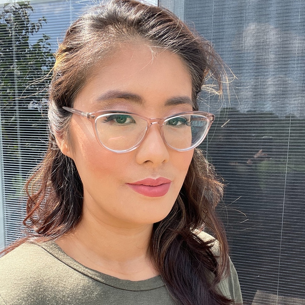 Meet your Posher, Vicki